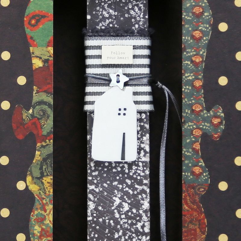 Easter Candle Sml house with chimney-Plain