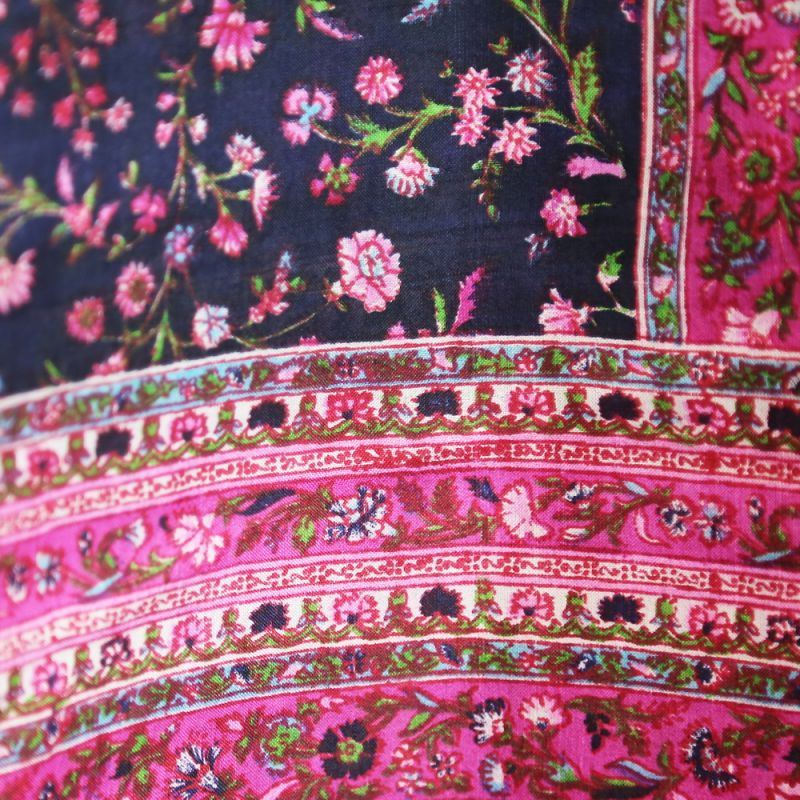 Old rayon sari approx 5m asst'd