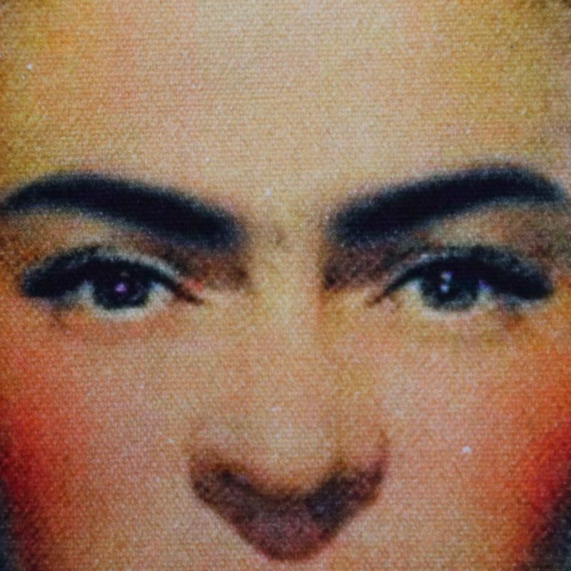Τσάντα Frida Φούξια 40x45εκ. κεντημένη